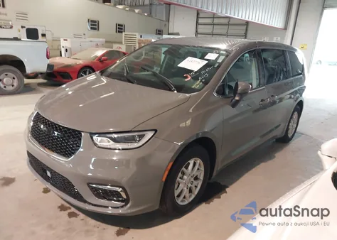 2023 Chrysler Pacifica Touring L из США, поврежденный, VIN 2C4RC1BG8PR581505